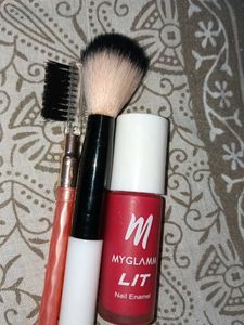 MyGlamm LIT Nail Enamel & Brushes