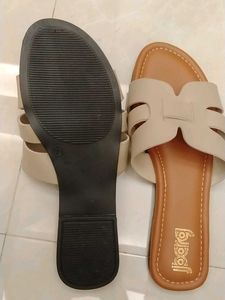 Stylish Beige Flat Sandals