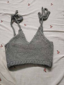 Chic Grey Knitted Crop Top