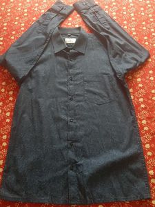 NEW WITHOUT TAG -Men's Stylish Textured Shirt