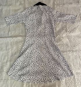 White Floral Pleated Collared Dress