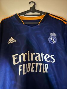 Real Madrid 21/22 Away Jersey With Shor