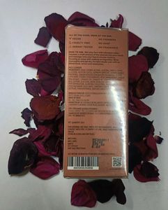 Akind Hydrating Cleanser