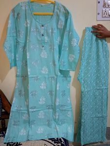Women Kurta With Bottom Set