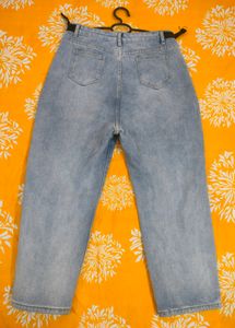 Urbanic Faded Blue Ripped Jeans on Sale👖