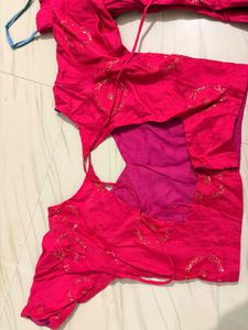 rani Pink Embroidered with sequins Lehenga Choli S