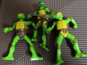 4 McDonald's happy meals toys