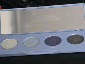 Urban Decay Moondust Eyeshadow