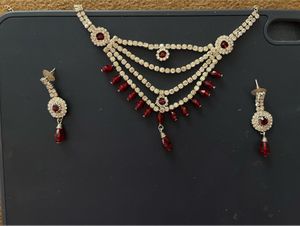 Elegant Red Stone Necklace &amp; Earrings Set