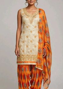Elegant Embroidered Kurta Set