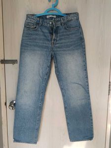 Zara Blue Wash Mid Rise Straight Leg Jeans