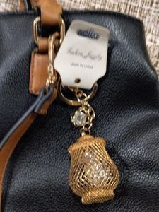 Elegant Lantern Design Keychain