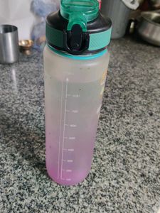 Large Capacity Motivational Water Bottle