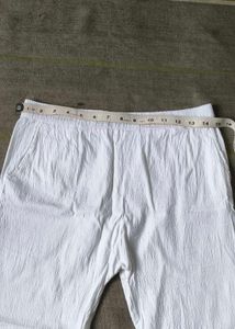 White Embroidered Cotton Leggings