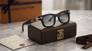 Luxury Louis Vuitton Sunglasses