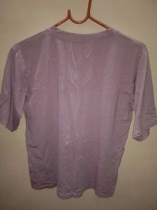 Printed T-shirt.