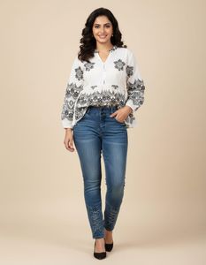 Stylish Jeans and Top Set add gift 🎁