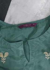 Xl Size Beautiful Suit Set