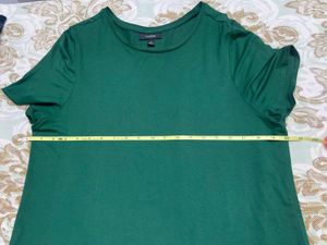 Macy’s Alfani Solid Green T-Shirt