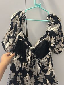 Chic Floral Print Top