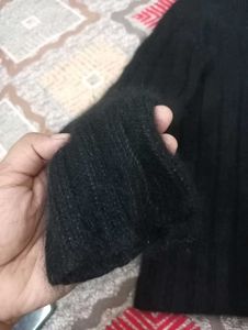 woolen v neck sweater