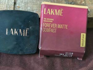 Lakme matte compact new  condition no coin