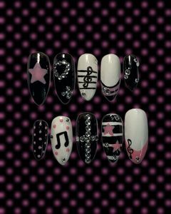 Gothic Nail Art Press-Ons