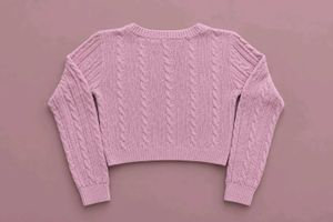 DUSTY PINK CABLE KNIT CROPPED SWEATER