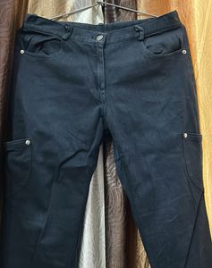 Women High-rise Cotton Cargo Pant With Capri(2in1)