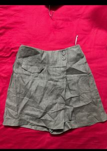 Gray Skirt Shorts Combo
