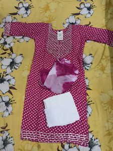 Beautiful Pink Bandhani Kurta Set