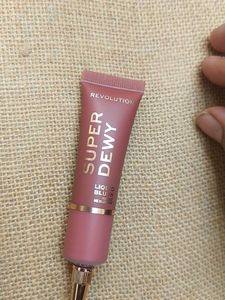 Revolution Super Dewy Liquid Blush