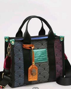 KURT GEIGER LONDON* ( NO BOX) *SOUTHBANK TOTE CROS