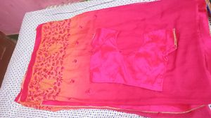Elegant Peach &amp; Pink Embroidered Saree