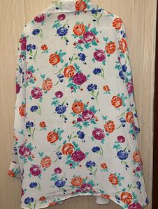 Vintage Floral Print Button-Up Blouse