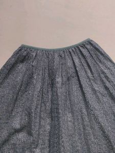 Elegant Grey Lace Skirt