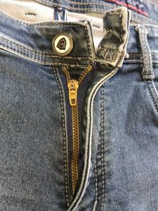 Men's Distressed Blue Denim Jeans