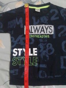Graphic Print T-Shirt with touser