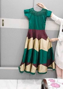 Embroidered Green &amp; Maroon Gown