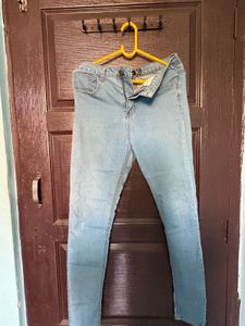 Light Wash Skinny Jeans
