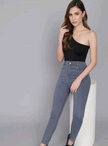 One-Shoulder Black Top