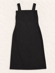 🖤Sleek Black Midi Dress with Slit🖤