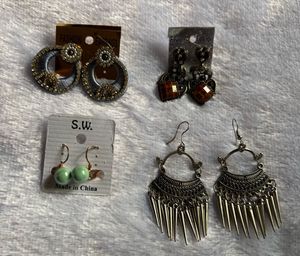 Assorted Dangle Earrings Set