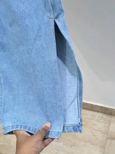Light Wash Split Hem Jeans