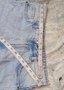 Light Wash Distressed Wide Leg Jeans