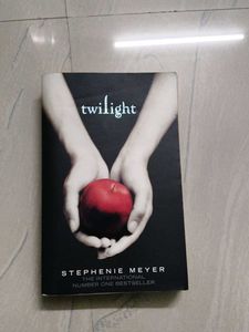Twilight by Stephenie Meyer