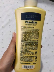 Vaseline Intensive Care Deep Moisture Lotion
