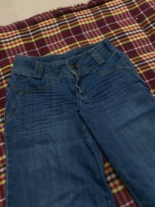 Classic Blue Denim Jeans mid waist