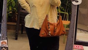 Miraggio Elegant Brown Hobo Bag with Gold Chain