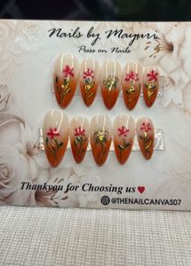 Floral Press-On Nails